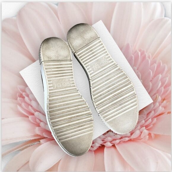 SOUL Naturalizer Turner Slip-On - Picture 5 of 7